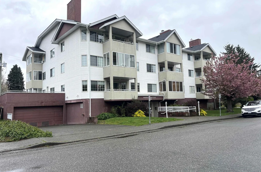 Condo for sale at 305 46199 Margaret Avenue Chilliwack British Columbia - MLS: R3112117