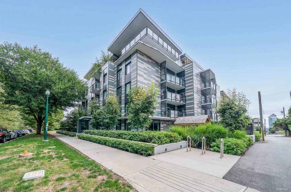 Condo for sale at 305 488 W 58th Avenue Vancouver British Columbia - MLS: R3092415
