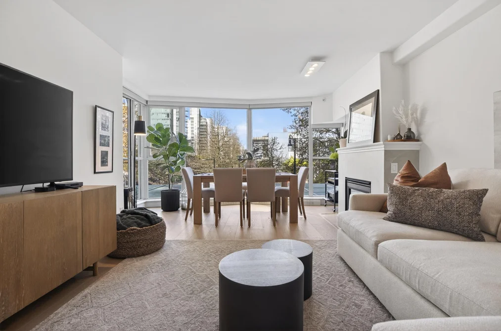Condo for sale at 305 560 Cardero Street Vancouver British Columbia - MLS: R3167352