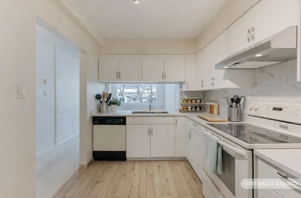 305 6070 MCMURRAY AVENUE, Burnaby BC V5H 4J3, Burnaby BC — Residential for Sale - Photo 5