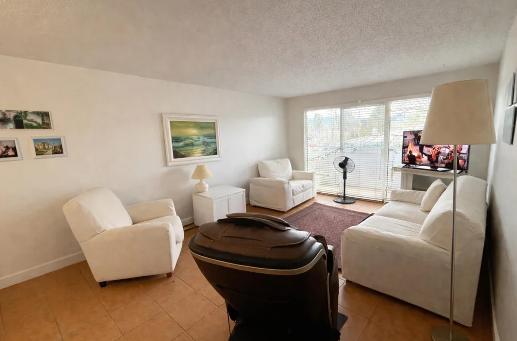 305 620 EIGHT AVENUE, New Westminster BC V3M 5V7, New Westminster BC — Residential for Sale - Photo 3