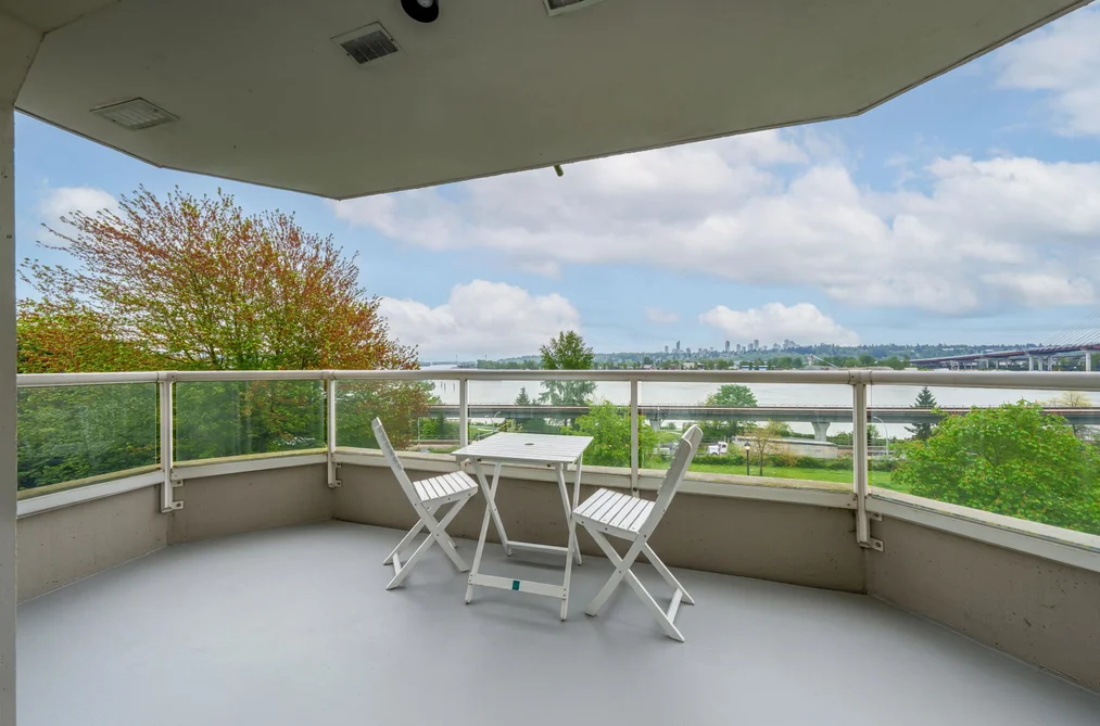 Condo for sale at 305 69 Jamieson Court New Westminster British Columbia - MLS: R3119787