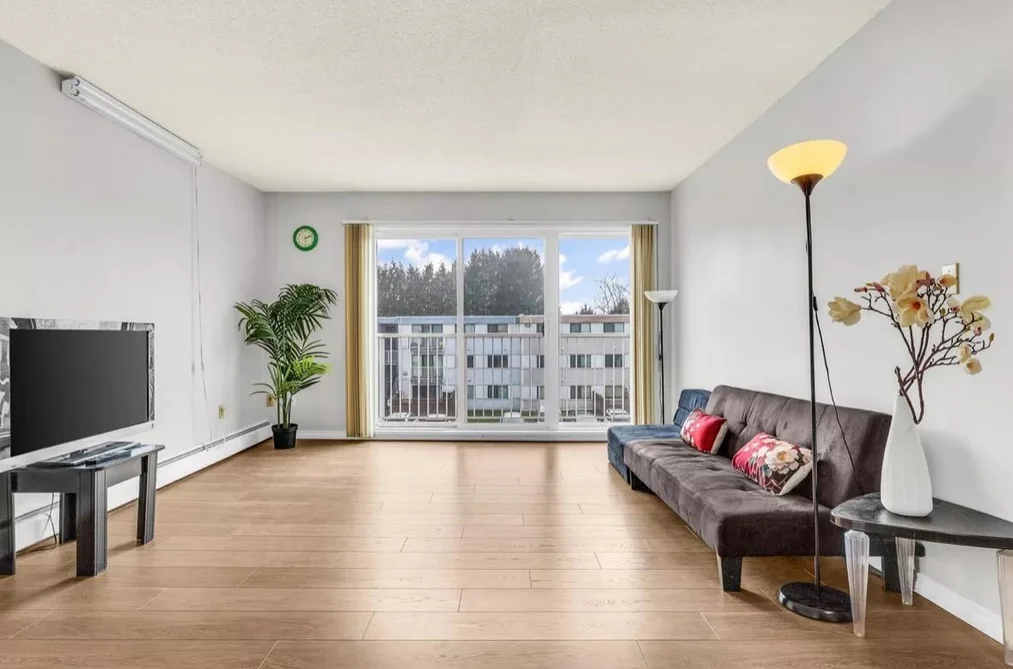 Condo for sale at 305 7180 Lindsay Road Richmond British Columbia - MLS: R3092852