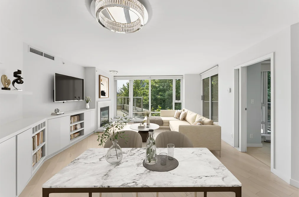 Condo for sale at 305 8 Smithe Mews Vancouver British Columbia - MLS: R3146692