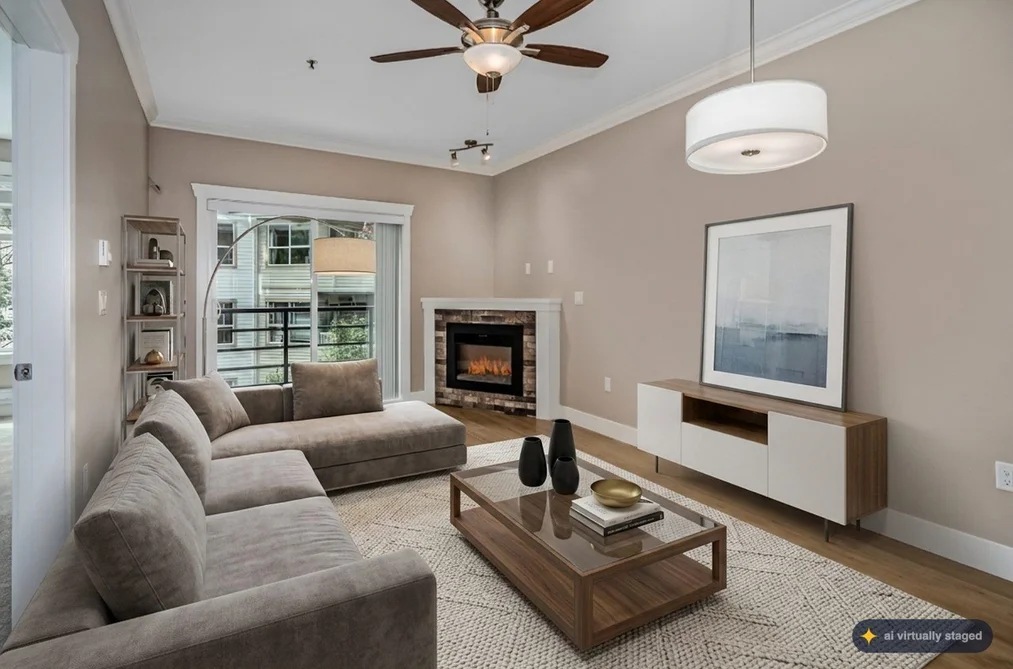 Condo for sale at 305 8183 121a Street Surrey British Columbia - MLS: R3159880