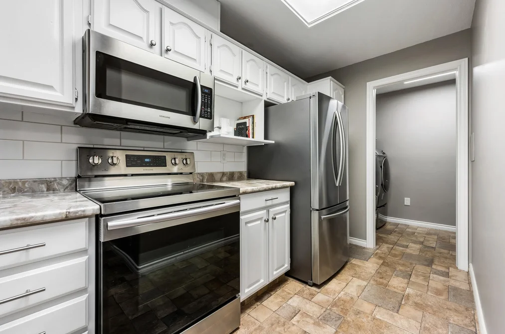 305-8985 Mary Street, Chilliwack, BC - Condo for Sale - Photo 12 of 33