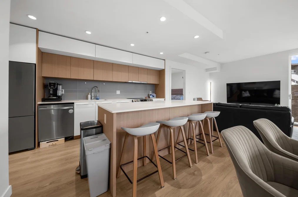 305 9580 TOWER ROAD, Burnaby BC V5A 0G5, Burnaby BC — Residential for Sale - Photo 4
