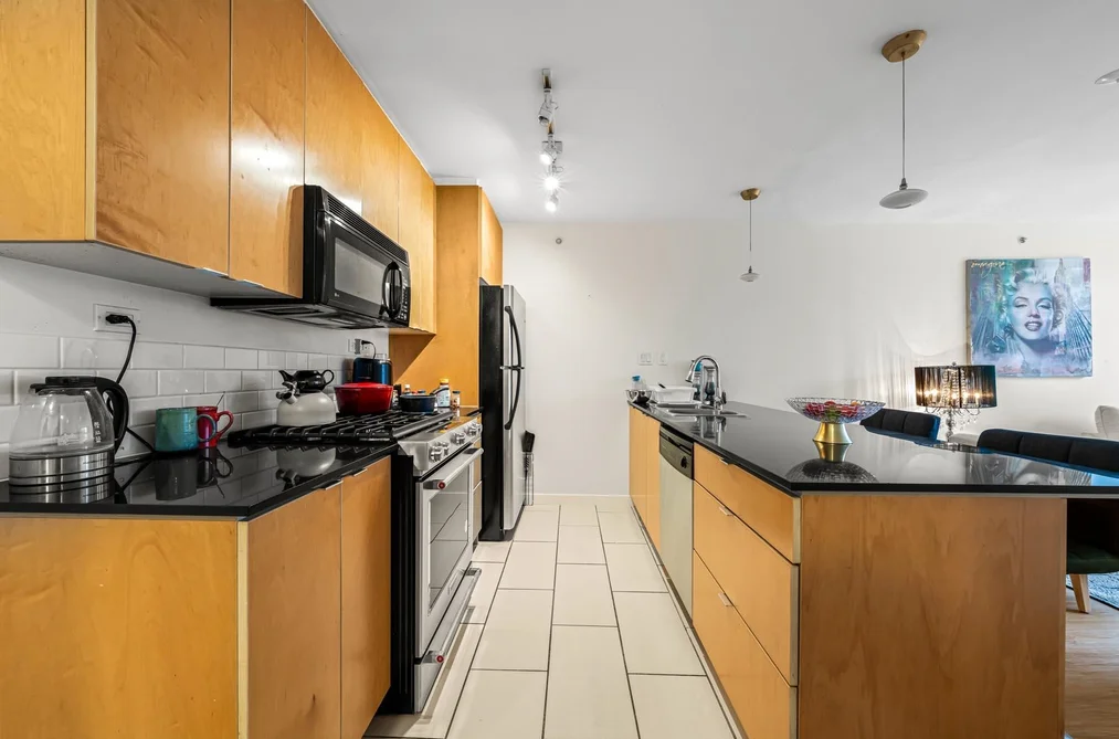 305 989 BEATTY STREET, Vancouver BC V6Z 3C2, Vancouver BC — Residential for Sale - Photo 4