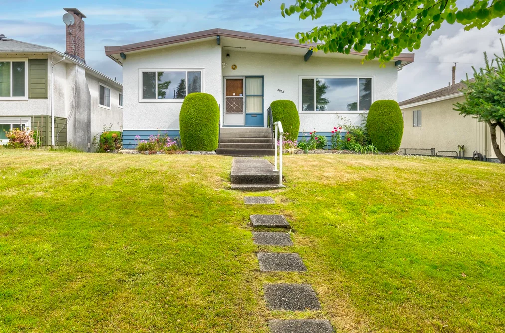 3053 E 16TH AVENUE, Vancouver BC V5M 2M4, Vancouver BC — Residential for Sale - Main Photo