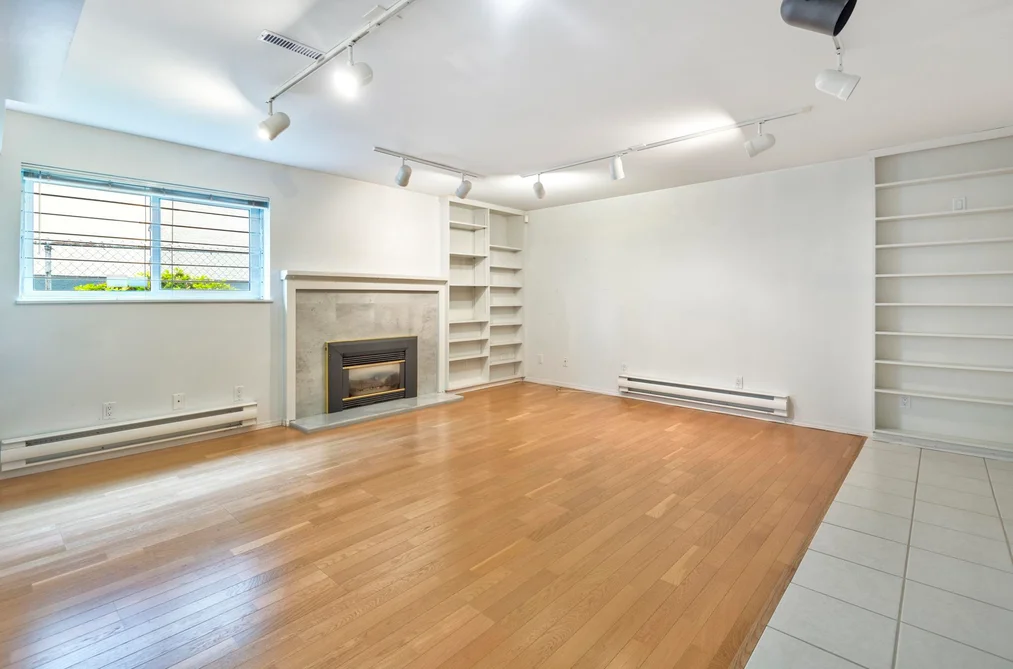 3053 E 16TH AVENUE, Vancouver BC V5M 2M4, Vancouver BC — Residential for Sale — Photo 18 of 26