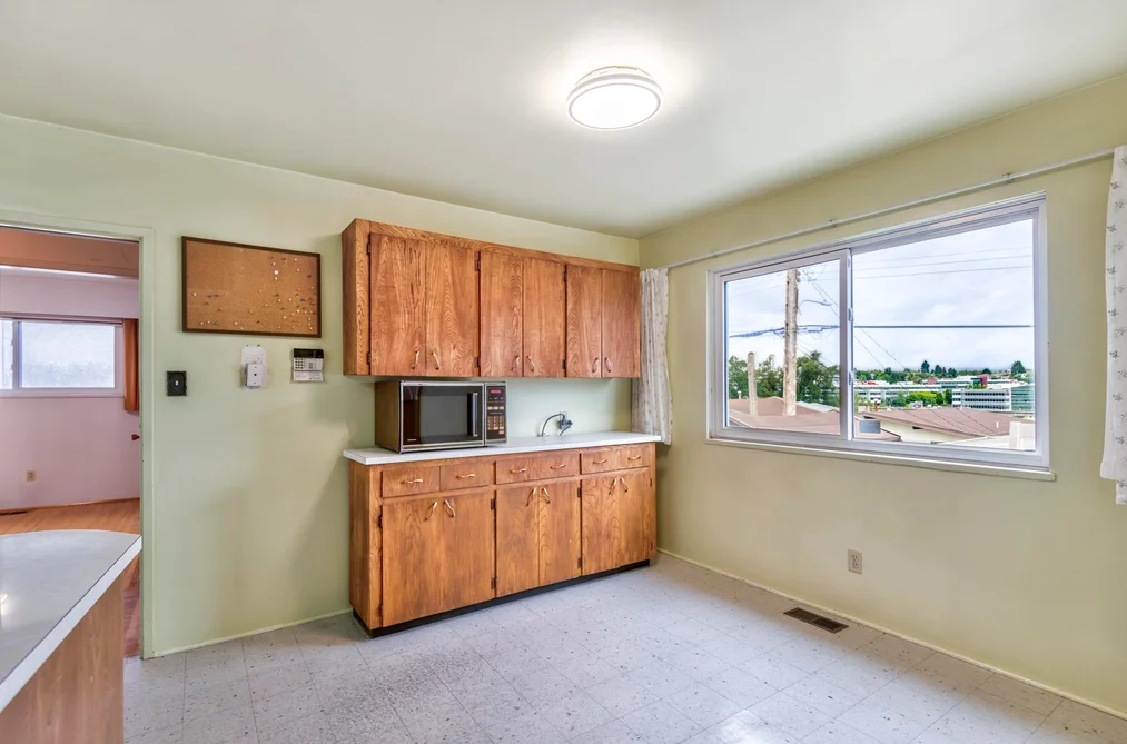 3053 E 16TH AVENUE, Vancouver BC V5M 2M4, Vancouver BC — Residential for Sale — Photo 9 of 26