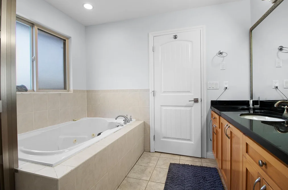 30546 SAPPHIRE PLACE, Abbotsford BC V2T 6Y5, Abbotsford BC — Residential for Sale — Photo 18 of 40