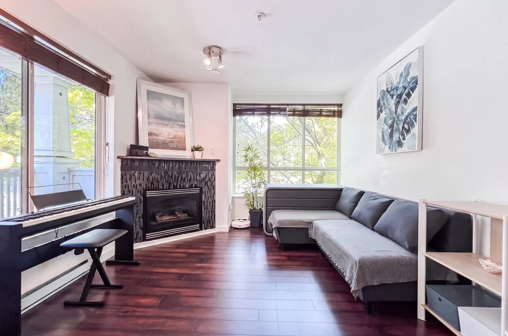 Condo for sale at 306 1111 Lynn Valley Road North Vancouver British Columbia - MLS: R3160790