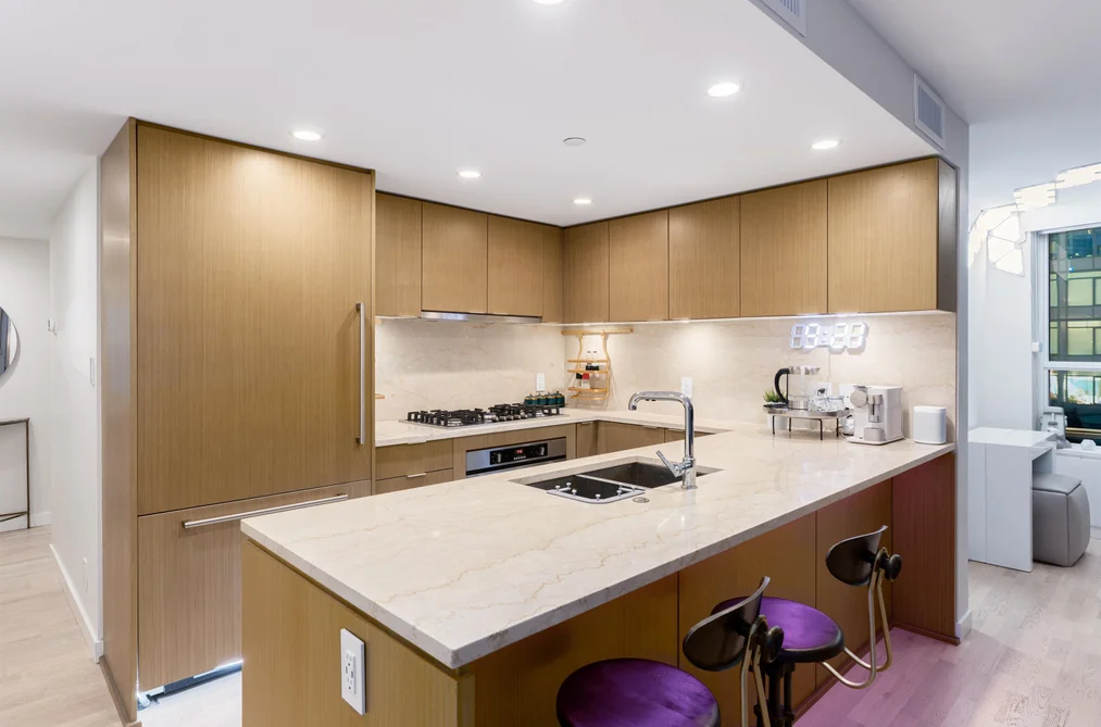 306 112 E 13TH STREET, North Vancouver BC V7L 0E4, North Vancouver BC — Residential for Sale - Photo 6