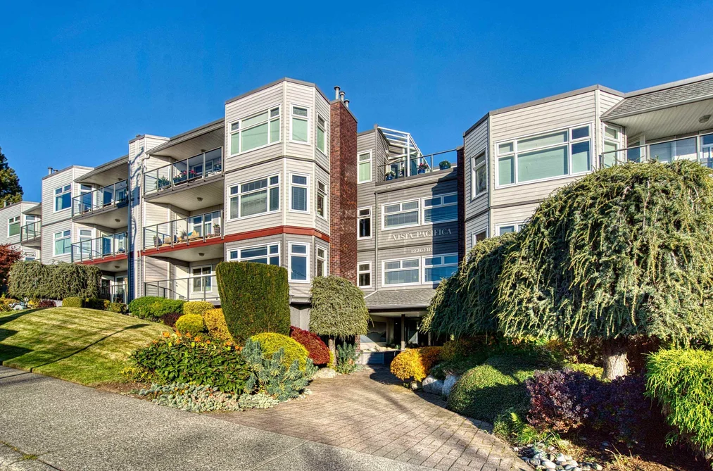 1220 Fir St Unit 306, White Rock, BC - MLS: R3177410