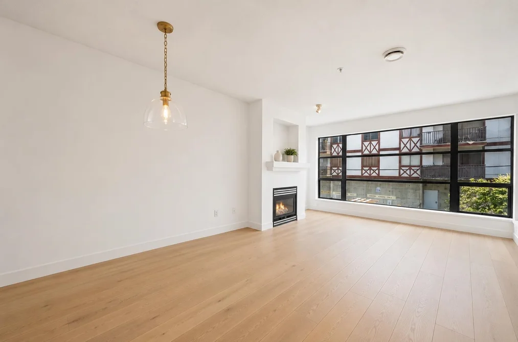 306 124 W 3RD STREET, North Vancouver BC V7M 1E8, North Vancouver BC — Residential for Sale - Photo 2