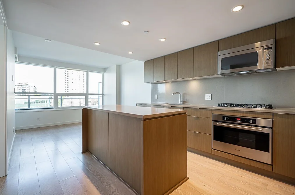 306 125 E 14TH STREET, Vancouver BC V7L 0E6, Vancouver BC — Residential for Sale - Photo 6
