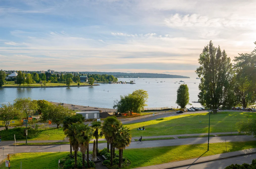 Condo for sale at 306 1311 Beach Avenue Vancouver British Columbia - MLS: R3113930