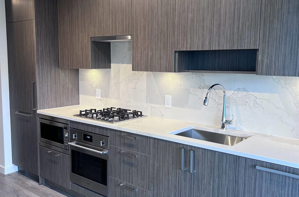 Condo for sale at 306 13350 Central Avenue Surrey British Columbia - MLS: R3138272
