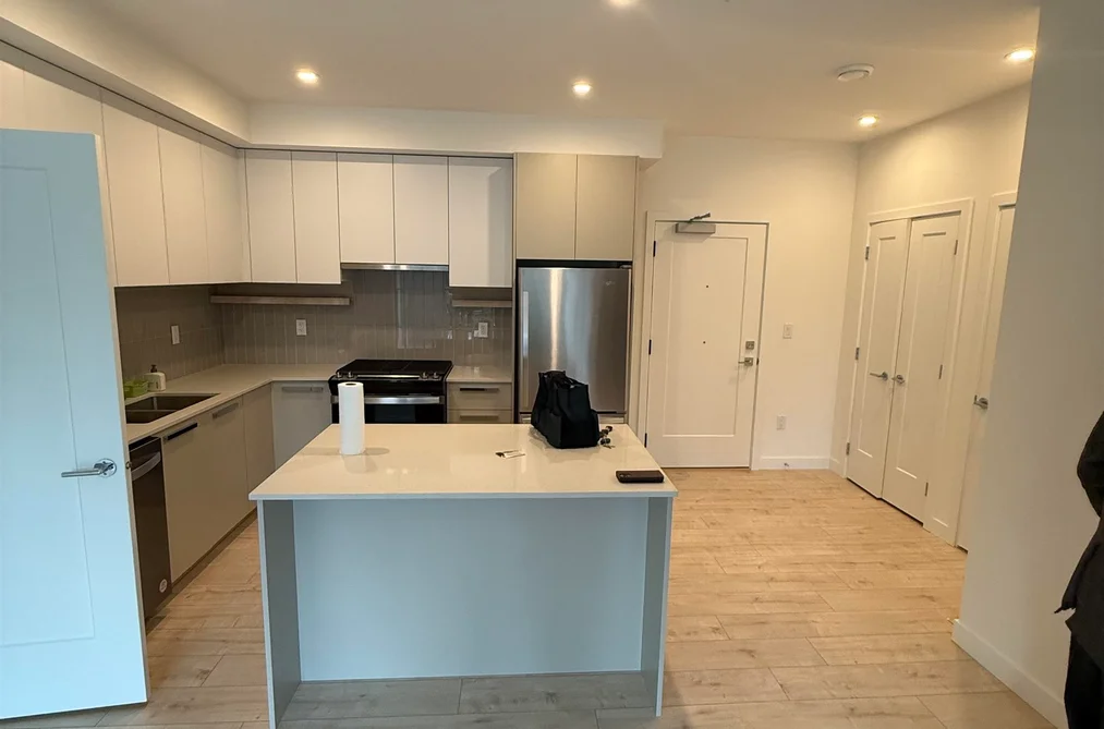 Condo for sale at 306 13788 76 Avenue Surrey British Columbia - MLS: R3111008