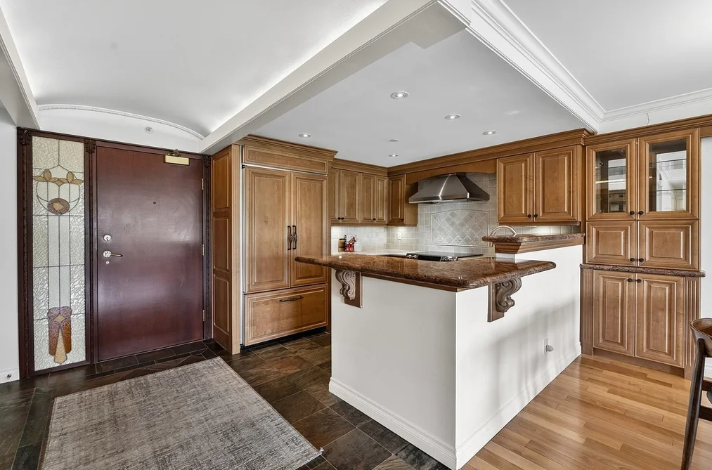 306 1383 MARINASIDE CRESCENT, Vancouver BC V6Z 2W9, Vancouver BC — Residential for Sale — Photo 10 of 31