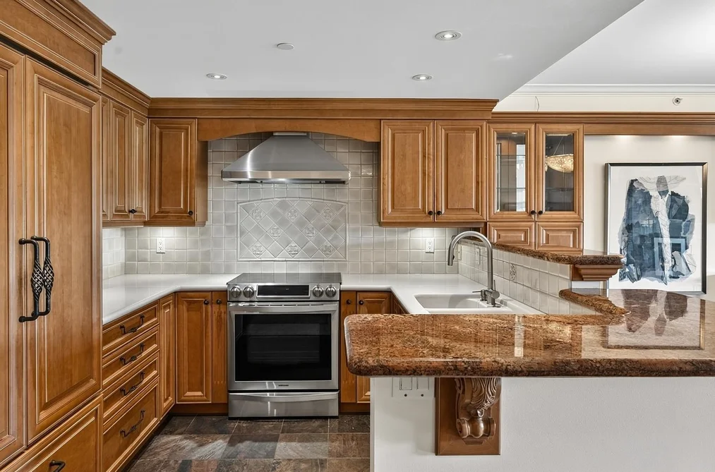 306 1383 MARINASIDE CRESCENT, Vancouver BC V6Z 2W9, Vancouver BC — Residential for Sale — Photo 11 of 31
