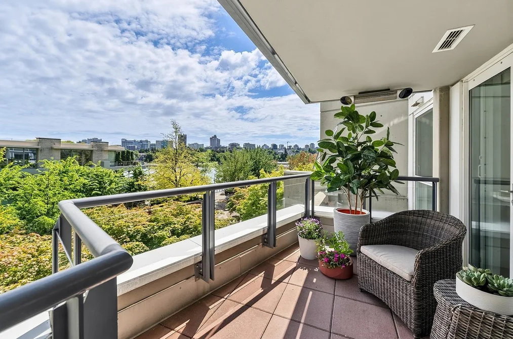 306 1383 MARINASIDE CRESCENT, Vancouver BC V6Z 2W9, Vancouver BC — Residential for Sale — Photo 13 of 31