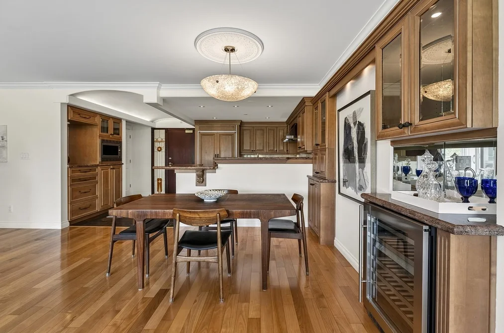 306 1383 MARINASIDE CRESCENT, Vancouver BC V6Z 2W9, Vancouver BC — Residential for Sale — Photo 8 of 31