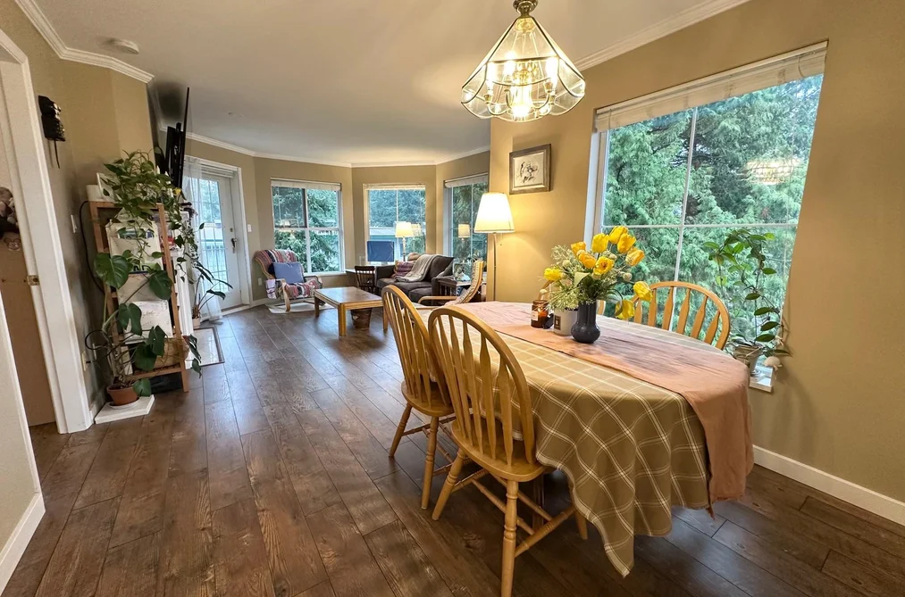 Condo for sale at 306 15160 108 Avenue Surrey British Columbia - MLS: R3113043