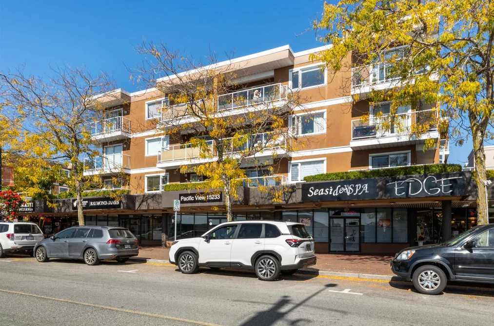 Condo for sale at 306 15233 Pacific Avenue White Rock British Columbia - MLS: R3168468