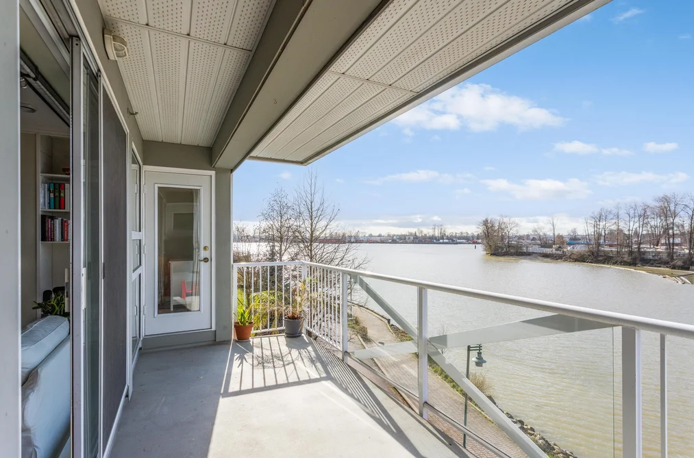Condo for sale at 306 1820 E Kent Avenue South Vancouver British Columbia - MLS: R3106102
