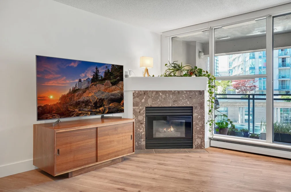 306 183 KEEFER PLACE, Vancouver BC V6B 6B9, Vancouver BC — Residential for Sale - Photo 4