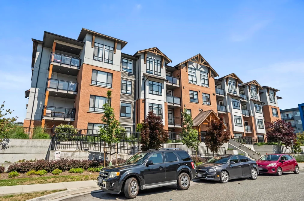 Condo for sale at 306 19945 Brydon Crescent Langley British Columbia - MLS: R3143933