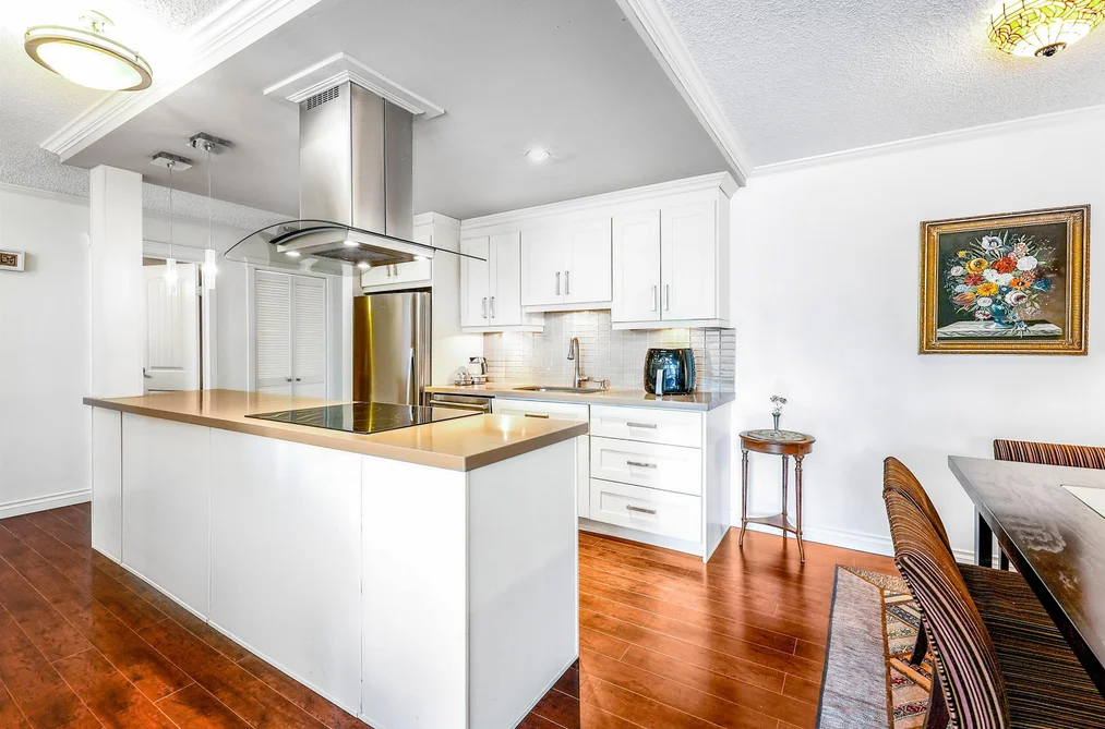 Condo for sale at 306 2020 Fullerton Avenue North Vancouver British Columbia - MLS: R3166745