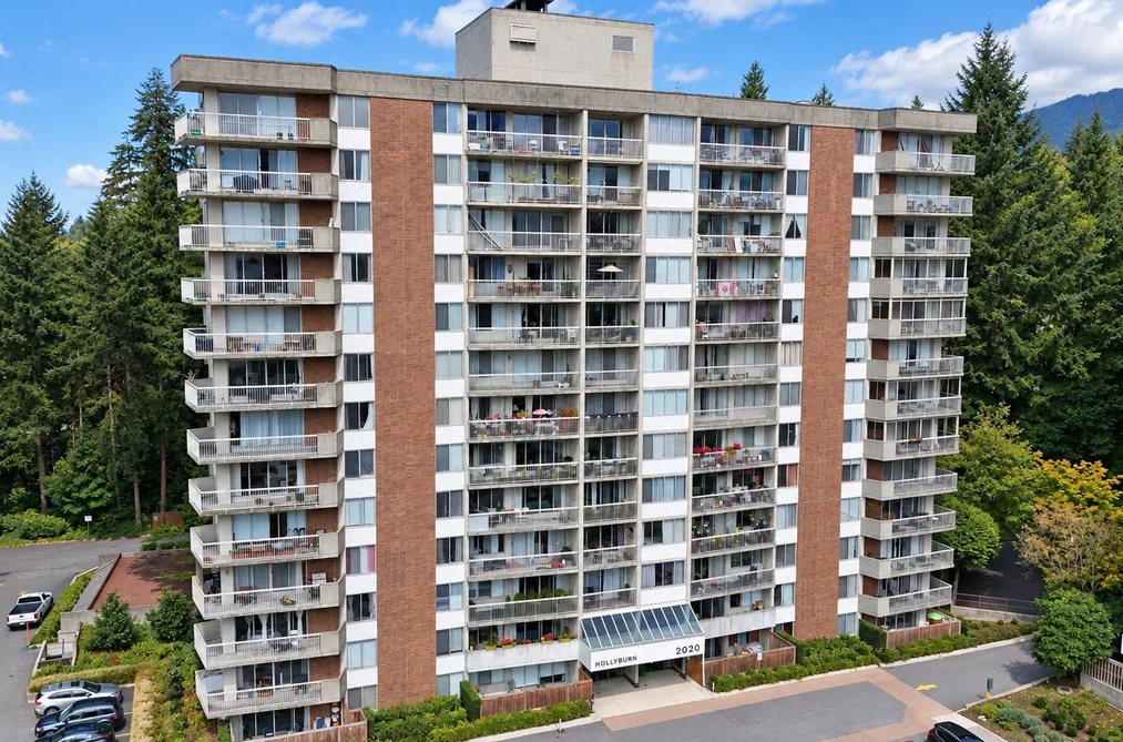 306 - 2020 Fullerton Avenue, North Vancouver, BC - MLS: R3166745 - Photo 2 306 - 2020 Fullerton Avenue, North Vancouver, BC - MLS: R3166745 - Photo 2