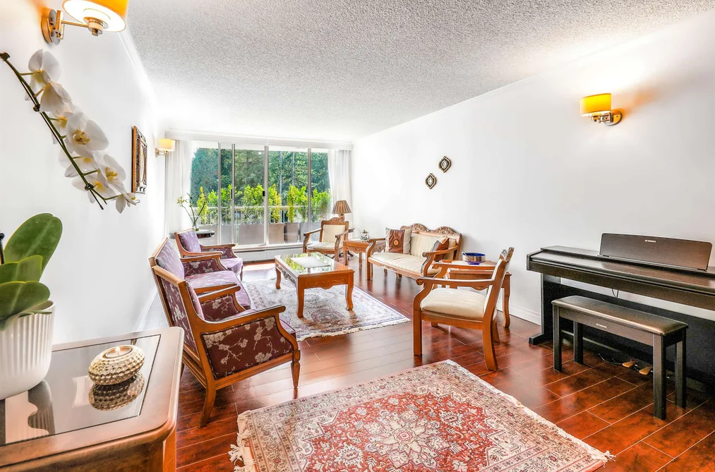 306 - 2020 Fullerton Avenue, North Vancouver, BC - MLS: R3166745 - Photo 8 306 - 2020 Fullerton Avenue, North Vancouver, BC - MLS: R3166745 - Photo 8