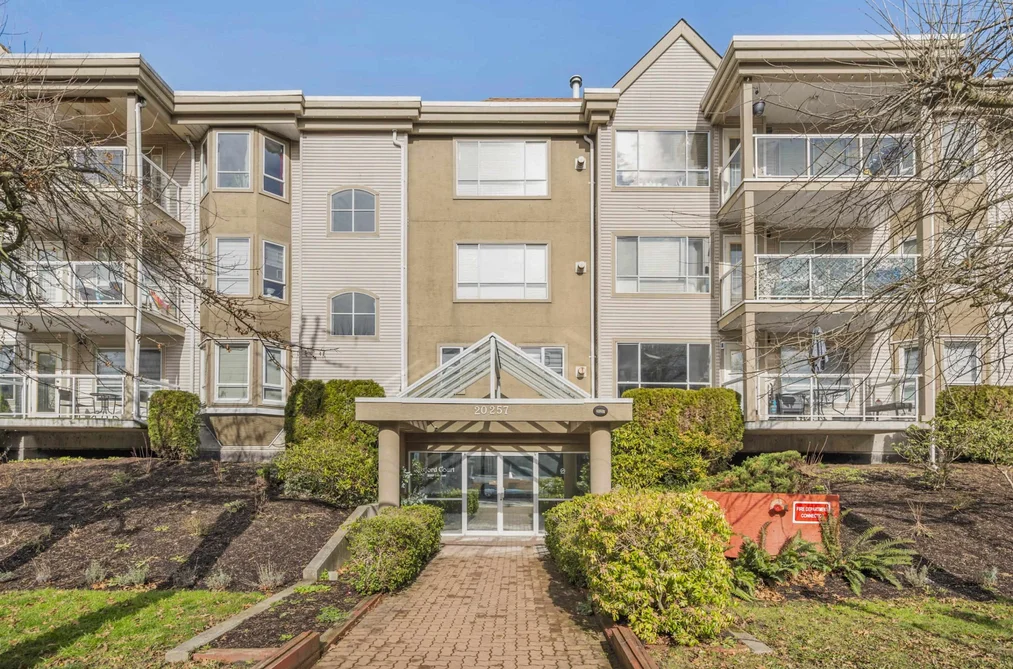 Condo for sale at 306 20257 54 Avenue Langley British Columbia - MLS: R3112957