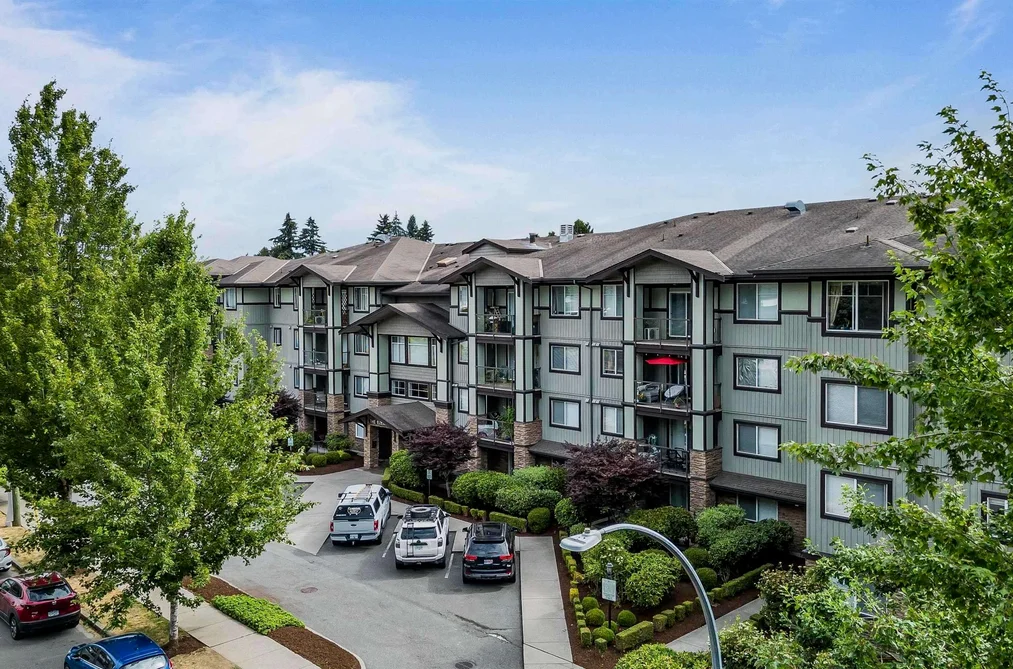 Condo for sale at 306 2038 Sandalwood Crescent Abbotsford British Columbia - MLS: R3140924