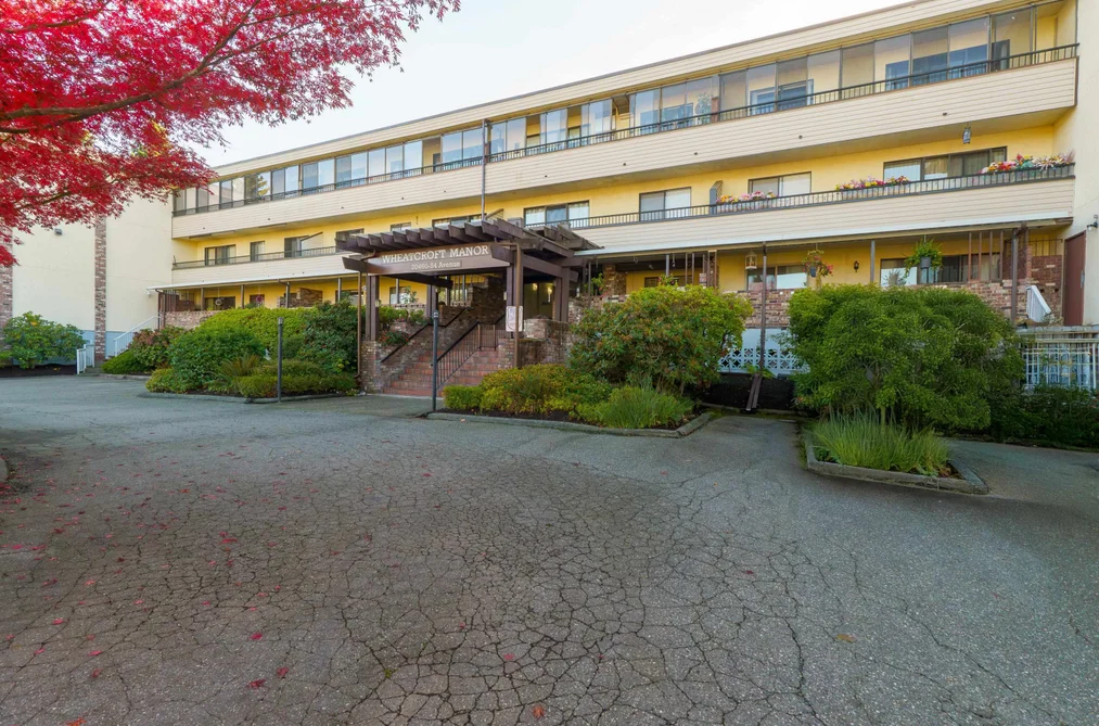 306 20460 54 AVENUE, Langley BC V3A 6N6, Langley BC — Residential for Sale - Photo 2