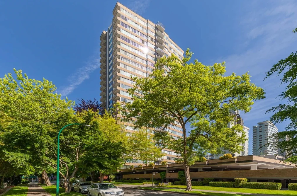 Condo for sale at 306 2055 Pendrell Street Vancouver British Columbia - MLS: R3152470