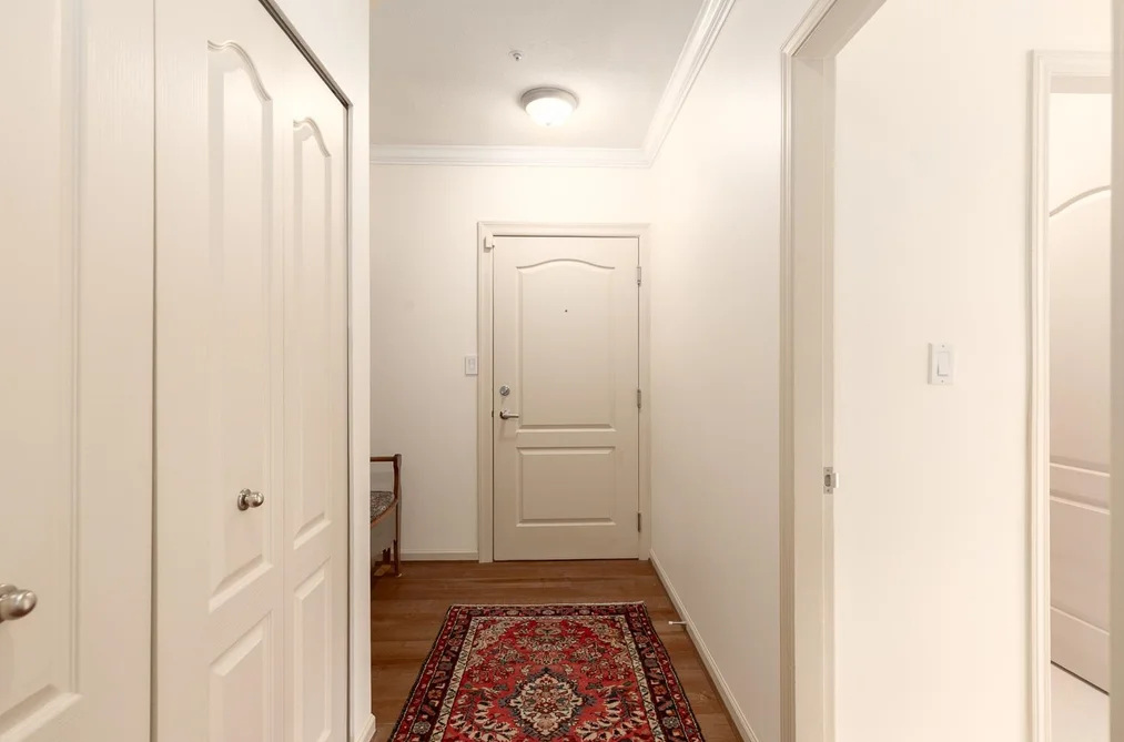 306 2271 BELLEVUE AVENUE, West Vancouver BC V7V 4X1, West Vancouver BC — Residential for Sale - Photo 2