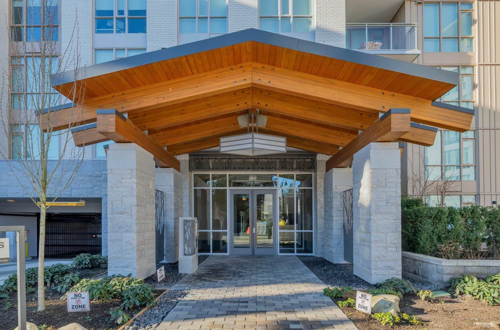 Condo for sale at 306 2325 Emery Court North Vancouver British Columbia - MLS: R3163353