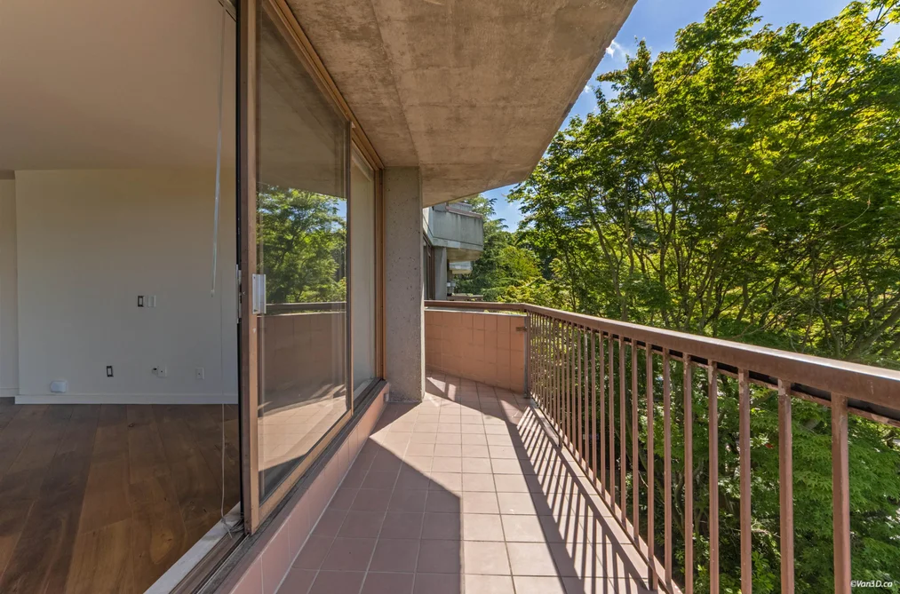306 2445 W 3RD AVENUE, Vancouver BC V6K 4K6, Vancouver BC — Residential for Sale — Photo 22 of 40