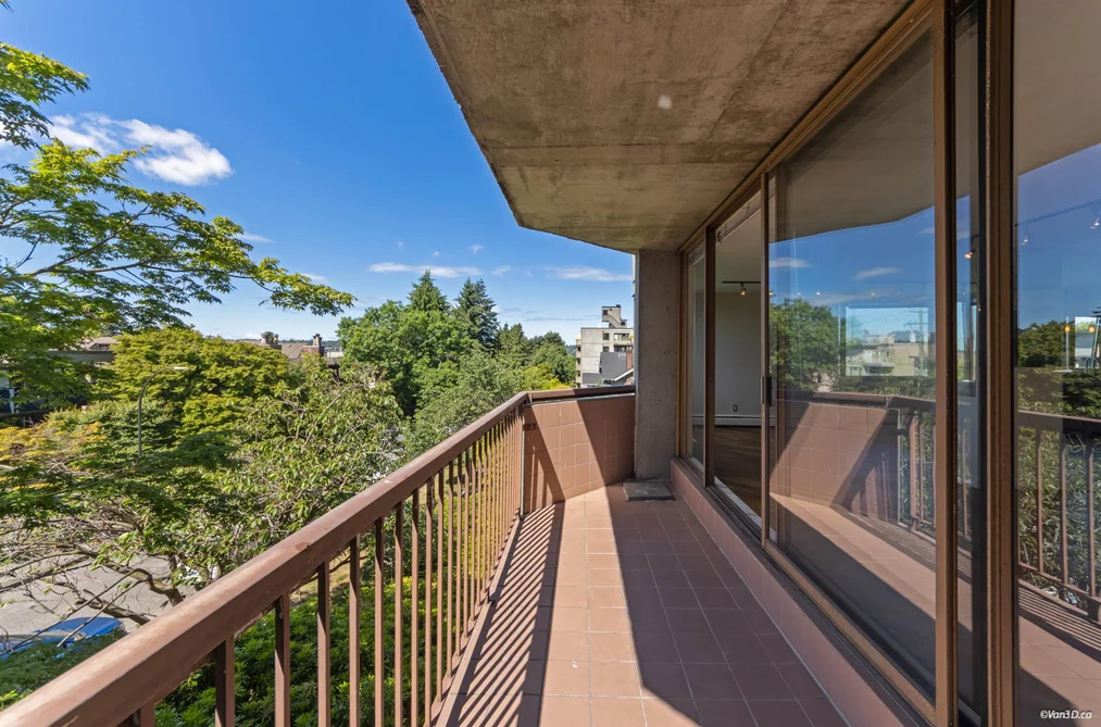 306 2445 W 3RD AVENUE, Vancouver BC V6K 4K6, Vancouver BC — Residential for Sale — Photo 23 of 40