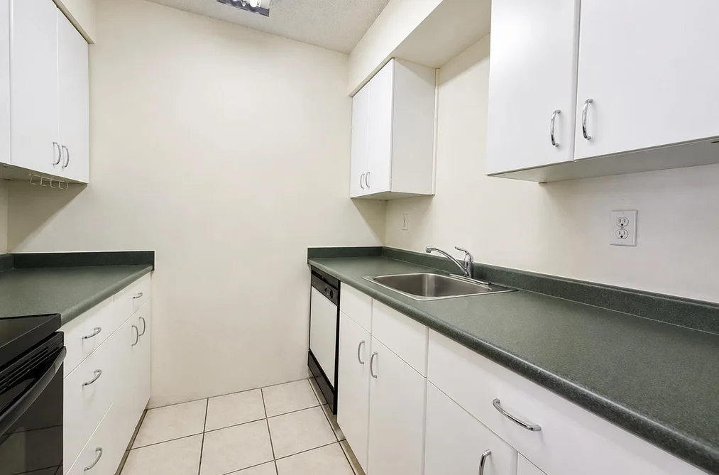 306 2450 CORNWALL AVENUE, Vancouver BC V6K 1B8, Vancouver BC — Residential for Sale — Photo 10 of 26