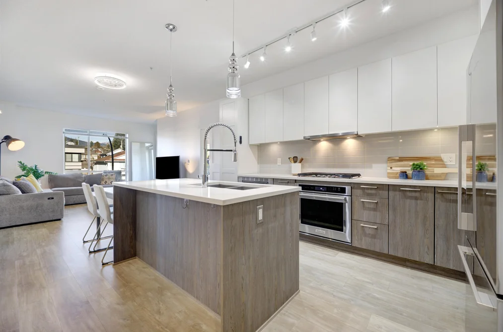 Condo for sale at 306 625 E 3rd Street North Vancouver British Columbia - MLS: R3126131