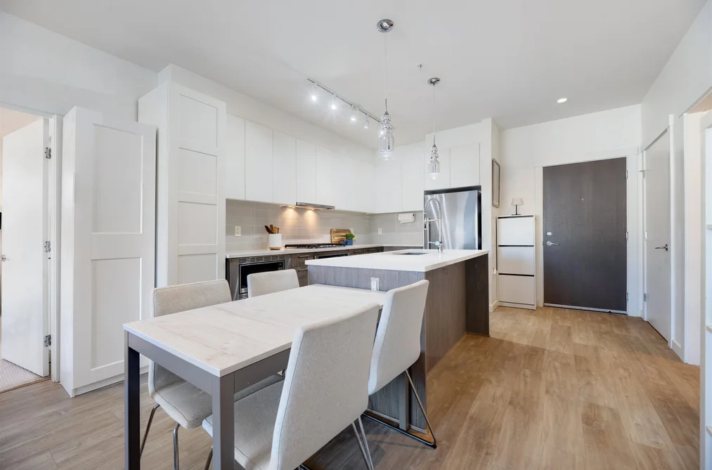 306 625 E 3RD STREET, North Vancouver BC V7L 1G6, North Vancouver BC — Residential for Sale - Photo 4