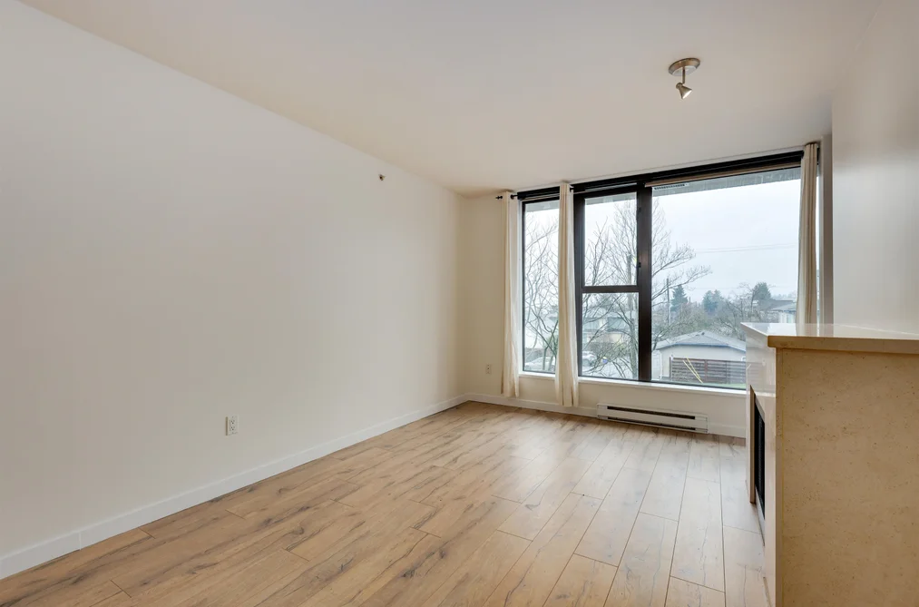 306 683 W VICTORIA PARK, North Vancouver BC V7M 0A2, North Vancouver BC — Residential for Sale - Photo 5