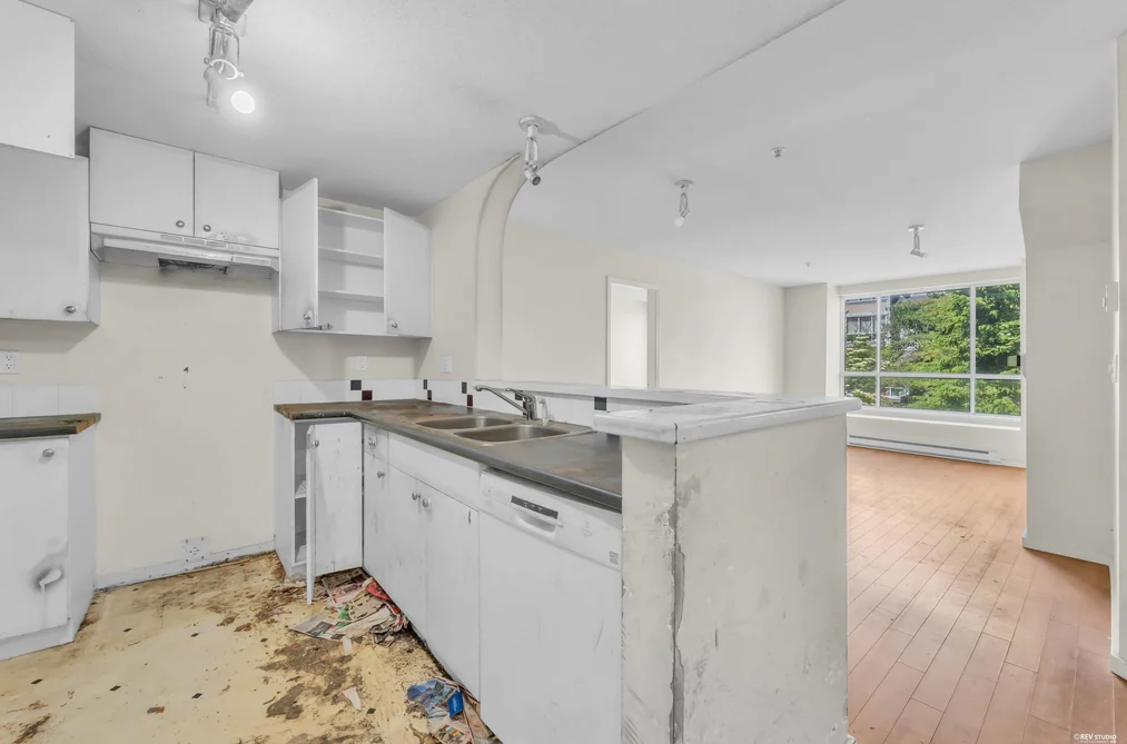 Condo for sale at 306 6833 Village Grn Burnaby British Columbia - MLS: R3130640