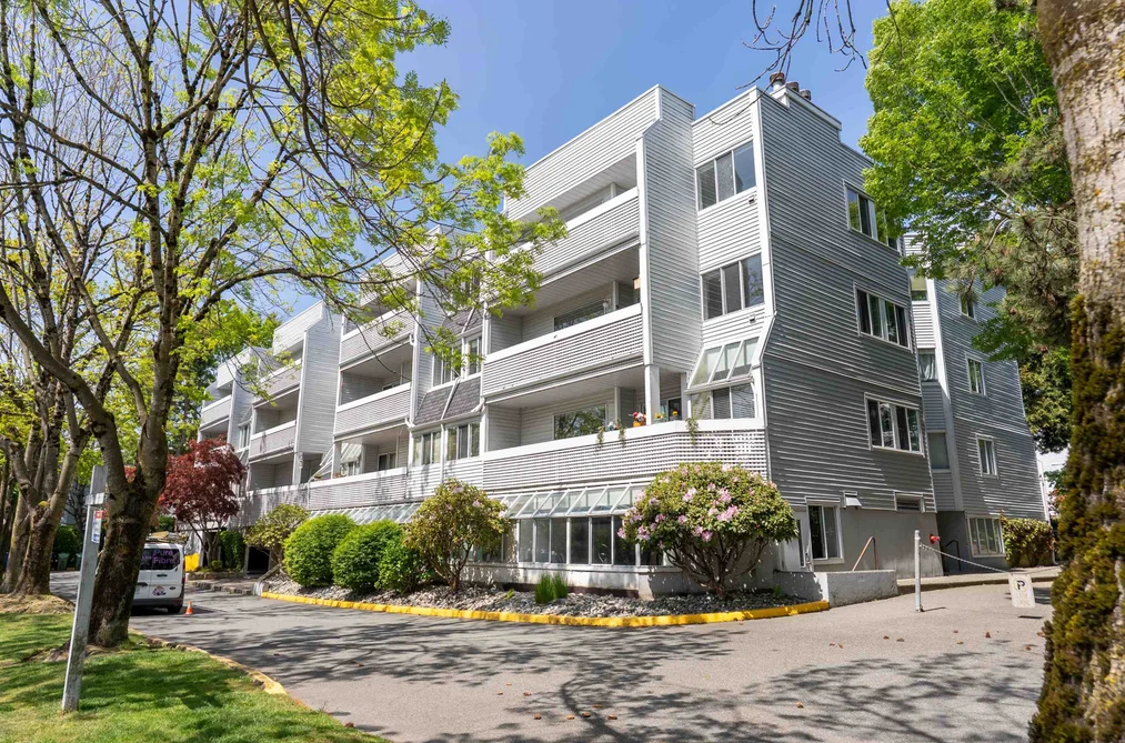 Condo for sale at 306 7431 Blundell Road Richmond British Columbia - MLS: R3114209